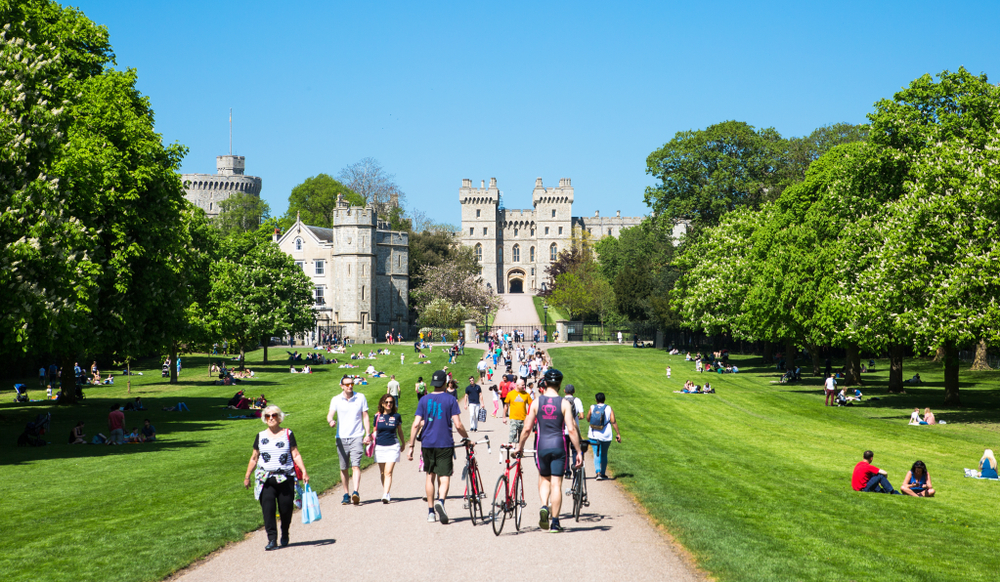 Long walk Windsor Castle