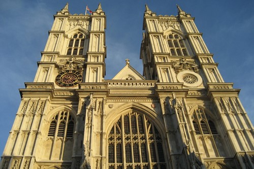 How tall is Westminster Abbey?