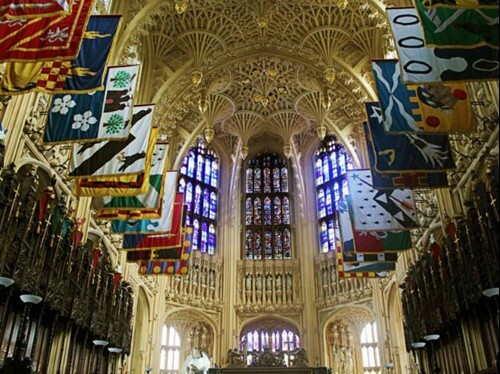 Is there an Organ in Westminster Abbey?